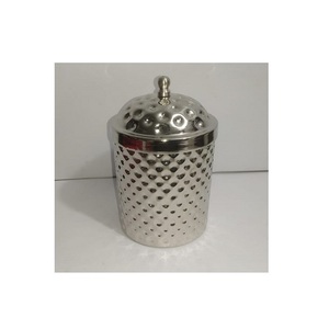 Bougeoir en métal au design haut de gamme, parfait pour les anniversaires de mariage ou la décoration intérieure luxueuse de tous les jours - Product Image 5