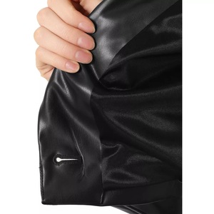 Vestes en cuir PU pour femmes, col à revers à un bouton - Product Image 3