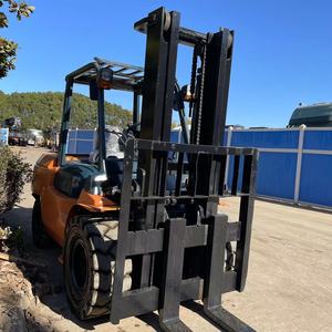 Meilleur prix 5ton diesel toyota chariot élévateur 7FDA50 7FD50 8FD50 chariot élévateur avec 3 étapes en bon état - Product Image 5