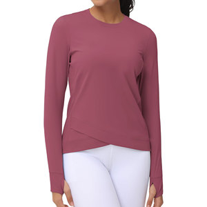 Chemise de compression à manches longues personnalisée pour femmes chemises de fitness à séchage rapide et coupe ajustée pour vêtements de yoga, de course et d'entraînement en salle - Product Image 4