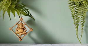 Sculpture murale Lord Ganesha de 13 pouces faite à la main en métal d'aluminium carré Style Art déco pour la décoration de la porte d'entrée principale - Product Image 6