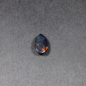 หินโอปอลหลากไฟสีดำธรรมชาติขนาด11x7มม. ลูกแพร์ Cabochon 1.80 CTS อัญมณีสำหรับทำเครื่องประดับ - Product Image 4