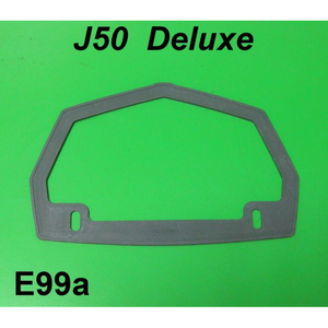 Joint d'étanchéité pour feu arrière gris J50 Deluxe - Product Image 2