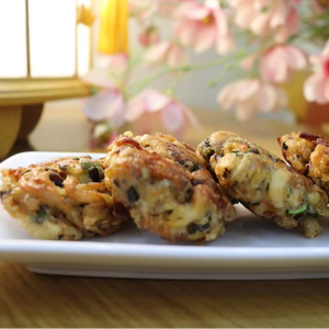 แพตตี้เห็ดสาหร่ายคุณภาพสูง ราคาดีที่สุดจากเวียดนาม แพตตี้เห็ดสาหร่ายแบบแช่แข็ง IQF แพตตี้เห็ดสาหร่ายวีแกน แพตตี้เห็ดสาหร่าย 10 ชิ้น/ถาด - Product Image 1