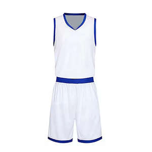 Uniforme de basket-ball imprimé par sublimation de conception personnalisée OEM fabriqué avec un tissu en maille 100% polyester respirant à séchage rapide - Product Image 6