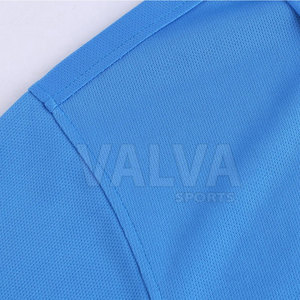 เสื้อยืดโปโลสำหรับผู้ชายชุดลำลองทำจากโพลีเอสเตอร์/ ผ้าฝ้ายออกแบบโลโก้ได้ตามต้องการ - Product Image 5