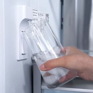 Réfrigérateur à portes françaises ZLINE RBITWM72 de 72 pouces, 39,6 pieds cubes Congélateur bas intégré avec distributeur d'eau et machine à glaçons, alimentation électrique - Product Image 6