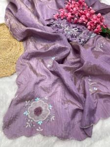 Saree écrasé en or doux pur avec retouche Dana coupée à la main avec séquence de fleurs en filet couvrant Butta Work - Product Image 2