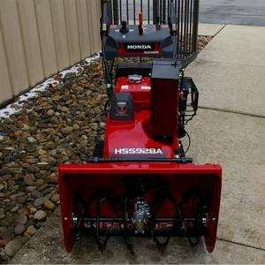 Souffleuse à neige centrifuge à deux étages Turbo Roots Classic+ de 24 pouces pour les activités de plein air, disponible à la vente en gros - Product Image 1