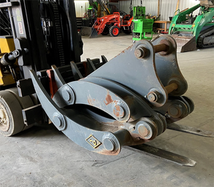 Tracteur à roues PEMBERTON EGR200 2008 avec boîte de vitesses et moteur - Product Image 1