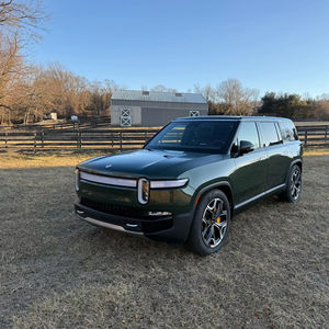 2022 Perfectamente Usado R i v Ian R1S La u NCH Edition - Product Image 1