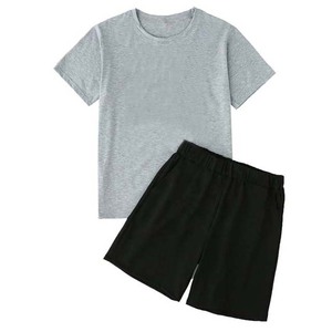 Ropa de hombre de estilo callejero personalizada OEM, conjunto doble de 2 uds de talla grande, camisetas y pantalones cortos lisos de algodón transpirable, conjuntos de verano para hombre - Product Image 1