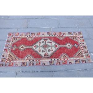 2.3x4.9 ft Small Turkish Vintage Rug, <b>Red</b> Southwestern <b>Wool</b> Rug - Product Image 4