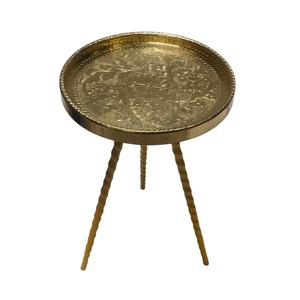 Mesa Redonda De Aluminio Con Relieve Y Parte Inferior Tres Patas Metal Acabado Dorado Mesa Redonda De Café O Mesa Auxiliar Para Muebles Para El Hogar - Product Image 4