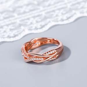 Jeulia Intertwined <b>Sterling</b> <b>Silver</b> Diamond <b>Band</b> <b>Ring</b> for Women - Product Image 6