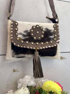 Sac à main décontracté en cuir de vachette avec décoration de lettre et de gland sacs à main en fourrure véritable pour faire du shopping élégant et élégant - Product Image 2