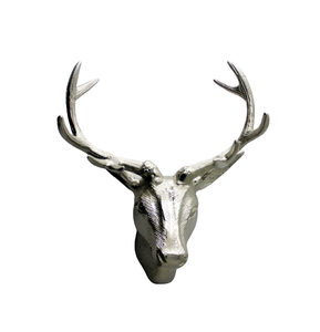 Decoración Antigua de Aluminio con Forma de Reno, Color Níquel Rústico, Hecho a Mano y Personalizado, Decoración de Pared para el Hogar y la Oficina - Product Image 1