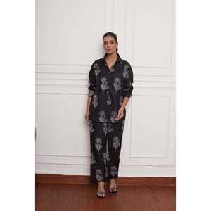 Ensemble deux pièces Rose Noir, tenue tendance d'été pour femme, tailles XS à XXL, avec col court - Product Image 5