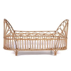 Cama de ratán de diseño tradicional ecológica hecha a mano para niños pequeños para comedor, cocina y baño, uso directo de Vietnam - Product Image 1