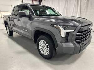 Autos Toyota Tundra SR5 4x4 2024, vehículos usados baratos - Product Image 5