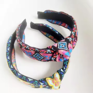 Diadema bordada a mano en blanco y negro 2025 de nuevo diseño para niñas, ropa de fiesta, banda para el pelo con cuentas, hermosos diseños - Product Image 2