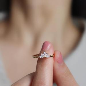 Tendance 925 argent Sterling blanc topaze pierre précieuse bague bijoux à la main en argent Boho Style bague bijoux pour femmes et fille cadeau - Product Image 2