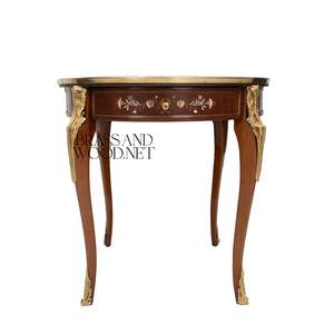 Mesa Auxiliar Redonda de Lujo con Incrustaciones Florales y Detalles Ornamentales de Latón Dorado para Decoración de Esquinas de Sala de Estar Clásica - Product Image 2