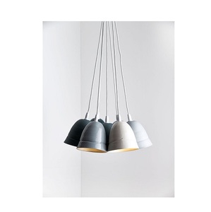 Colección Iqbal, Lámparas LED Colgantes de Techo Modernas, Hechas a Mano, Personalizables, de Metal Grande, para Decoración del Hogar - Product Image 1