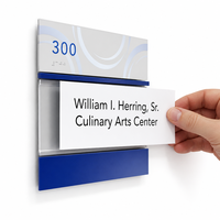 Plaque de porte de bureau en acrylique modulaire et personnalisable APPEAR avec insert en papier, signalisation ADA Braille et fenêtre pour nom