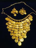 Parure de Bijoux de Mode d'Inspiration Vintage Italienne 2024, Collier en Cuivre Plaqué Or 24 Carats, Expédition Directe des États-Unis et de France vers les Comores et Mayotte
