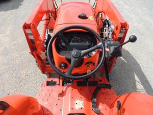 รถแทรกเตอร์ LA764ล้อ Kubota กับเครื่องยนต์ดีเซลรถแทรกเตอร์ที่ใช้แล้ว - Product Image 4