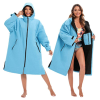 Poncho de surf impermeable de manga larga para invierno con logotipo personalizado, abrigo con cremallera, bata cambiante de algodón en seco para playa, Parka de natación, 2025-26