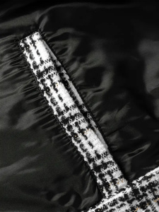 Chaqueta acolchada de invierno para hombre personalizada superventas, chaqueta de cuero recién llegada, transpirable, impermeable, de talla grande, decoración de piel OEM - Product Image 3