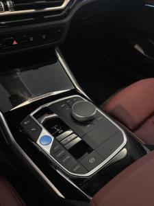 2026 Gran Venta I3 (<span class=keywords><strong>I20</strong></span>) EDrive Coche Eléctrico de Nueva Energía Sedán para Adultos CLTC 700 km 250-300kW 90-110kWh 180km/<span class=keywords><strong>h</strong></span> - Product Image 3