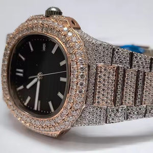 Montre en acier inoxydable pour hommes de mode antique Glacé VVS Moissanite Diamant Clouté Cadran Noir Personnalisable pour Hommes Femmes - Product Image 4