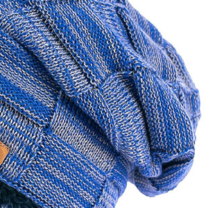 Gorros unisex cálidos y elegantes hechos de acrílico suave, perfectos para ropa de invierno, moda informal o marca promocional - Product Image 2