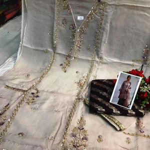 Designer moderne non cousu brodé à la main belle tenue de fête de qualité supérieure costumes style traditionnel indien tendance - Product Image 1