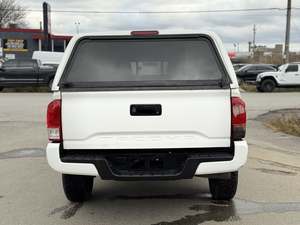 Venta Especial Camioneta Toyota Tacoma SR Access Cab 2024 de 4 Cilindros y Tracción en las 4 Ruedas (Nueva/Usada) EN VENTA - Product Image 2