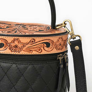 Bolso tipo cubo de cuero acolchado hecho a mano, bolso de hombro tipo bandolera ligero con asa superior floral occidental Vintage para mujer - Product Image 5