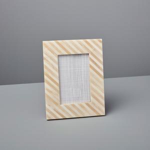 Natural White Bone Inlay <b>Photo</b> Picture <b>Frame</b> with Intricate Inlay for Living Room or Bedroom Decor Available for Export Price - Product Image 4