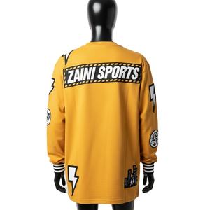 Camiseta Larga sin Mangas para Mujer, Algodón Jersey Grueso GSM, Color Mostaza, Estampado Gráfico, Logotipo con Parche, Estilo Urbano - Product Image 2