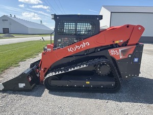 Cargadora Compacta Usada Kubota SVL 973 de 5 Toneladas con Orugas, Cucharón Frontal, Motor Kubota MOOG TCM para Construcción Agrícola - Product Image 2