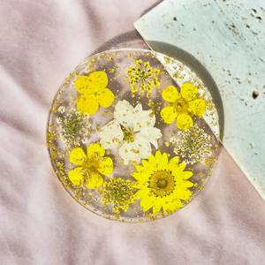 Sous-verres en résine de haute qualité, fabriqués à la main, de qualité supérieure, style bohème, design personnalisé pour une présentation élégante des boissons, Inde - Product Image 4