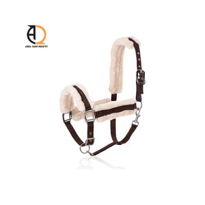 Cabestro de Cuero y Nailon Resistente para Caballo con Herrajes Metálicos, Estilo de Silla Inglesa, Colores y Tamaños Personalizables - Product Image 1