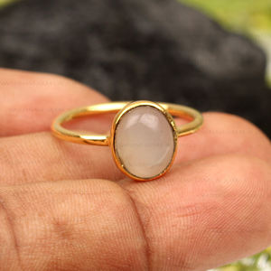 แหวนเงินแท้ 925 ชุบทองคำ 18k ประดับมูนสโตนทรงรี 8x10 มม. ดีไซน์เรียบหรู สำหรับผู้หญิง - Product Image 1