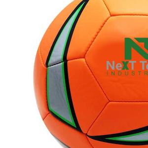 Balón de entrenamiento de fútbol de material PU para fines de entrenamiento con diseño personalizado y logotipo personalizado de Next Tech Industries - Product Image 4