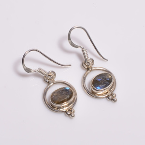 Boucles d'oreilles pendantes en argent sterling 925 de style classique Bijoux fins avec pierres précieuses en labradorite - Product Image 3