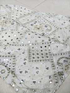 Tissu en georgette brodé - Product Image 4