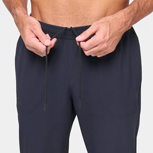 Pantalon de jogging pour homme de haute qualité, coupe ajustée, séchage rapide, lavé, respirant, taille élastique et bordure côtelée noire avec poches latérales - Product Image 6