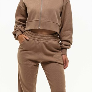 Sweat à capuche zippé pour femmes à la mode avec tissu doux et ourlet côtelé idéal pour les tenues décontractées et streetwear - Product Image 5